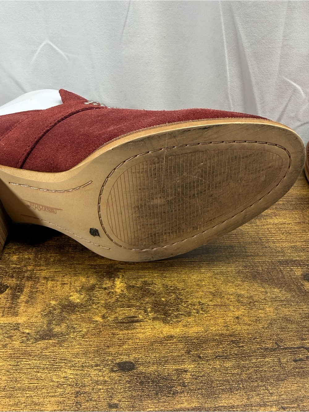 Earth Denton Slip-On Rust Red Suede Studded Buckle Mule Size 8.5B - Picture 15 of 16